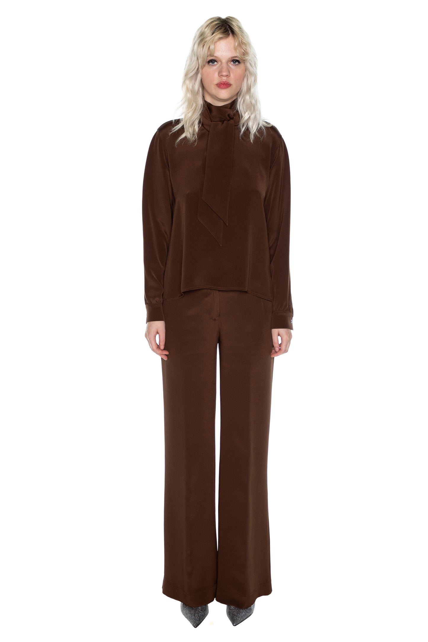 'COCOA POWDER' SLIM KEITH TIE BLOUSE - - Libertine