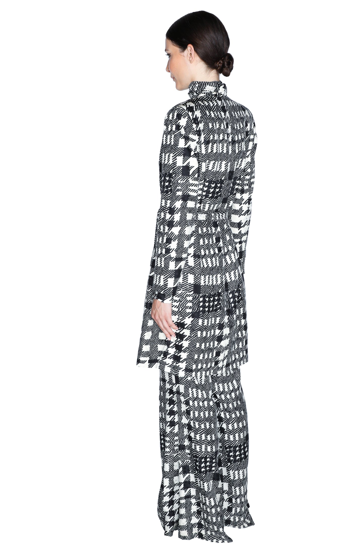 'PEGGYS HOUNDSTOOTH' COLLARLESS WRAP COAT - - Libertine