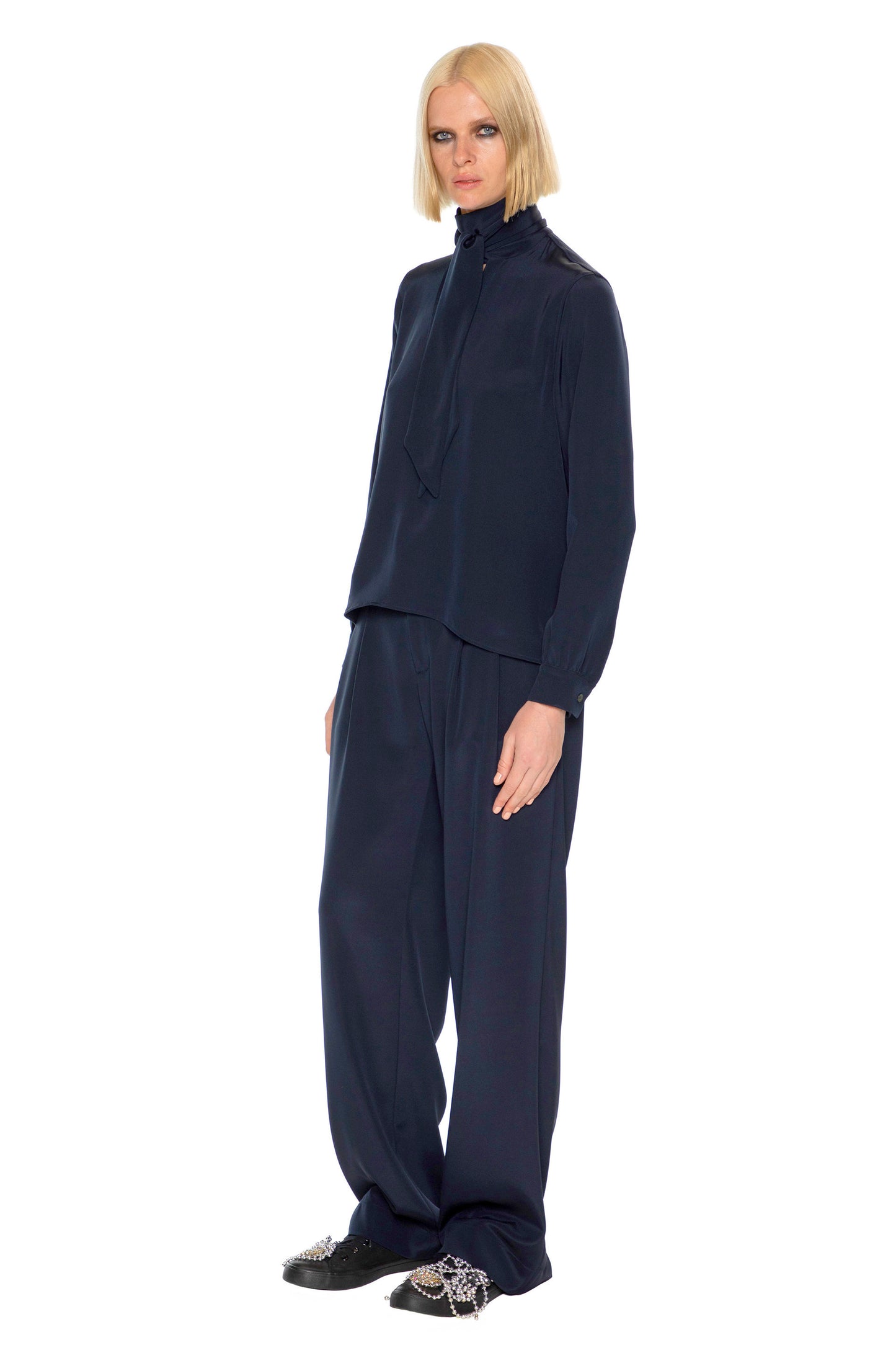 'FRENCH NAVY' SLIM KEITH TIE BLOUSE - - Libertine