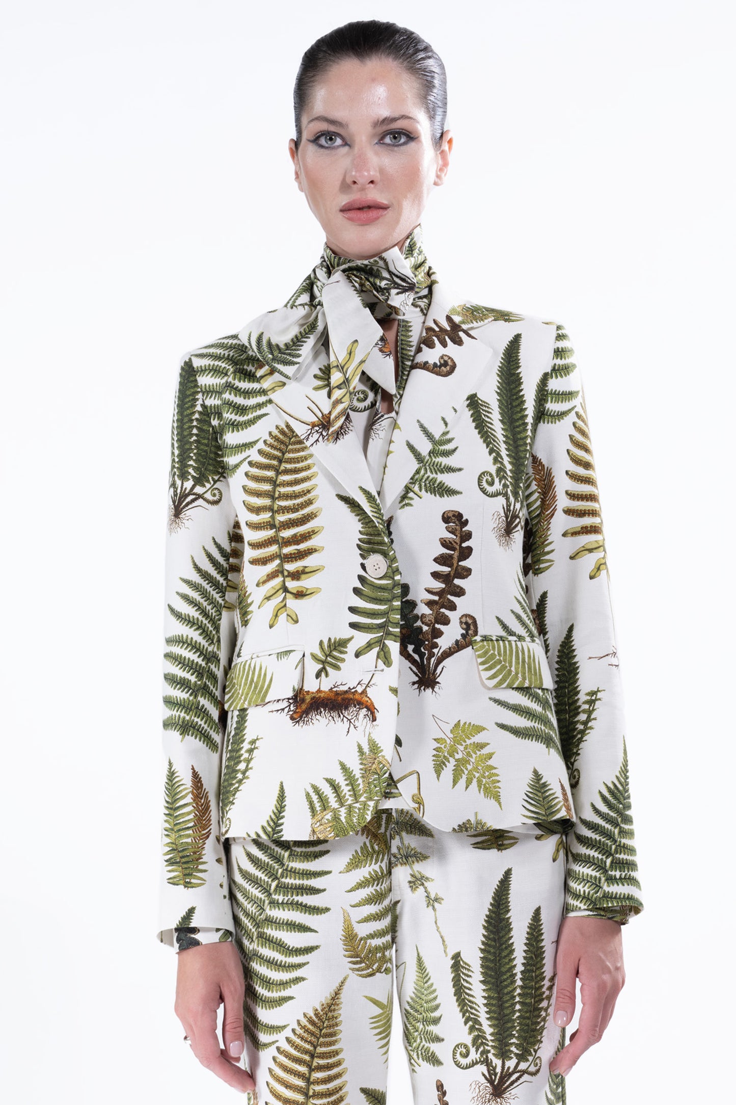 'FERNIE' L/S SHORT JACKET - - Libertine