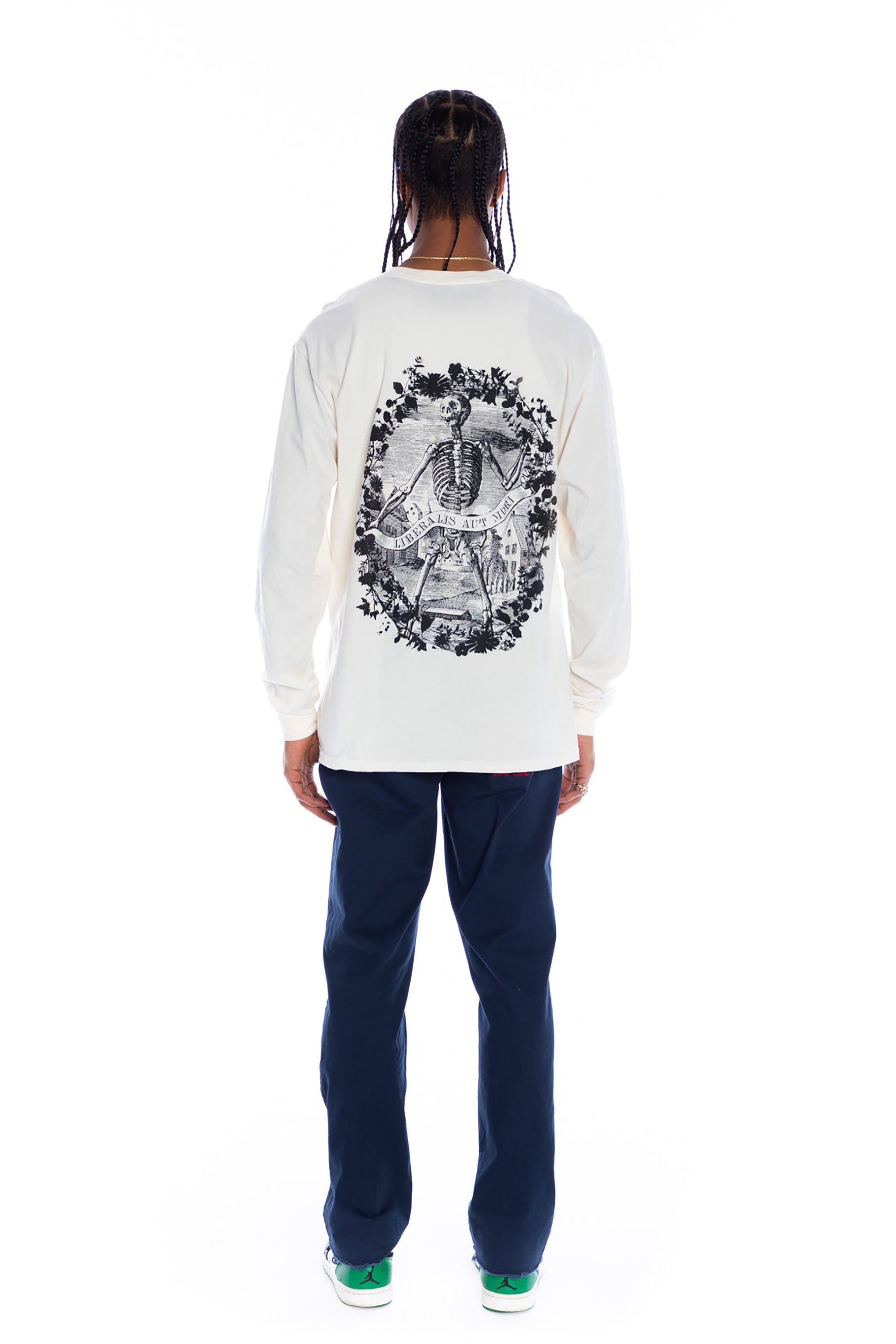 SILK SCREENED ‘FLOWER GARLAND' CREAM LONG SLEEVE T-SHIRT - T SHIRTS - Libertine