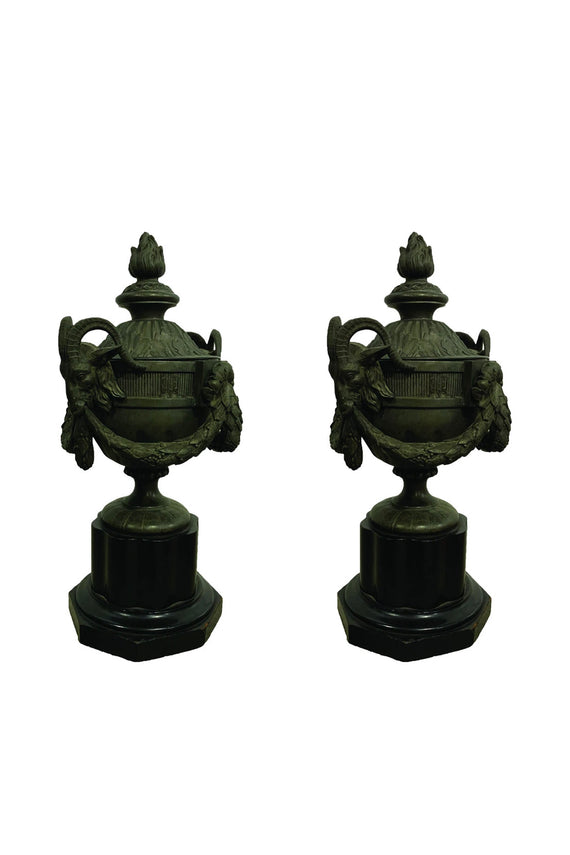 PAIR OF 19TH CENTURY FRENCH LE GRAND TOUR BRONZE URNS ON PAINTED WOOD BASES - Home - Libertine - Main image