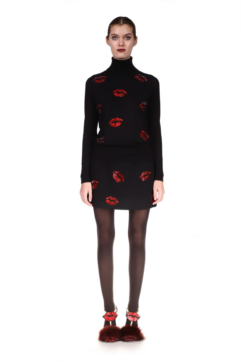 'BISOU' CRYSTAL SLIM TURTLENECK - SWEATERS - Libertine|https://cdn.shopify.com/videos/c/o/v/eb6de4ae82dd4ed29eb4f98d70ccb582.mp4